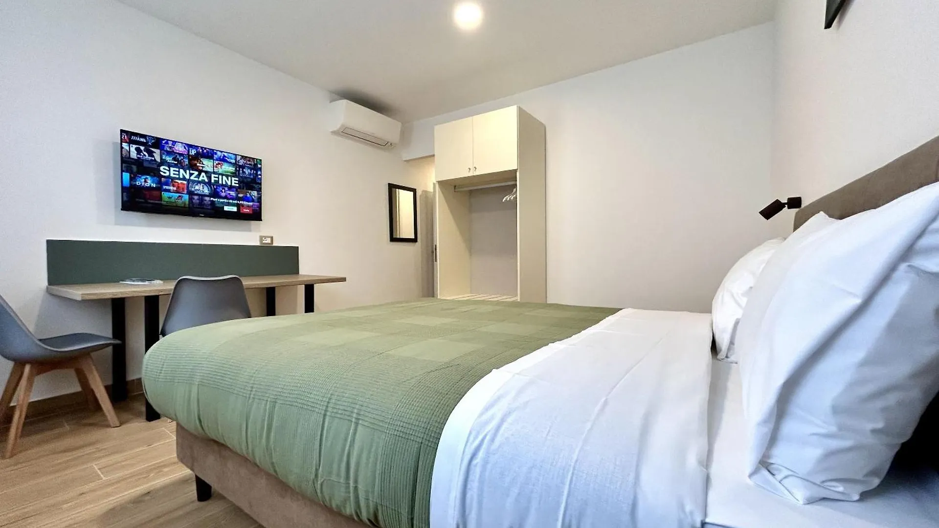 Marsela Suites-Independent Apartment Venedik İtalya